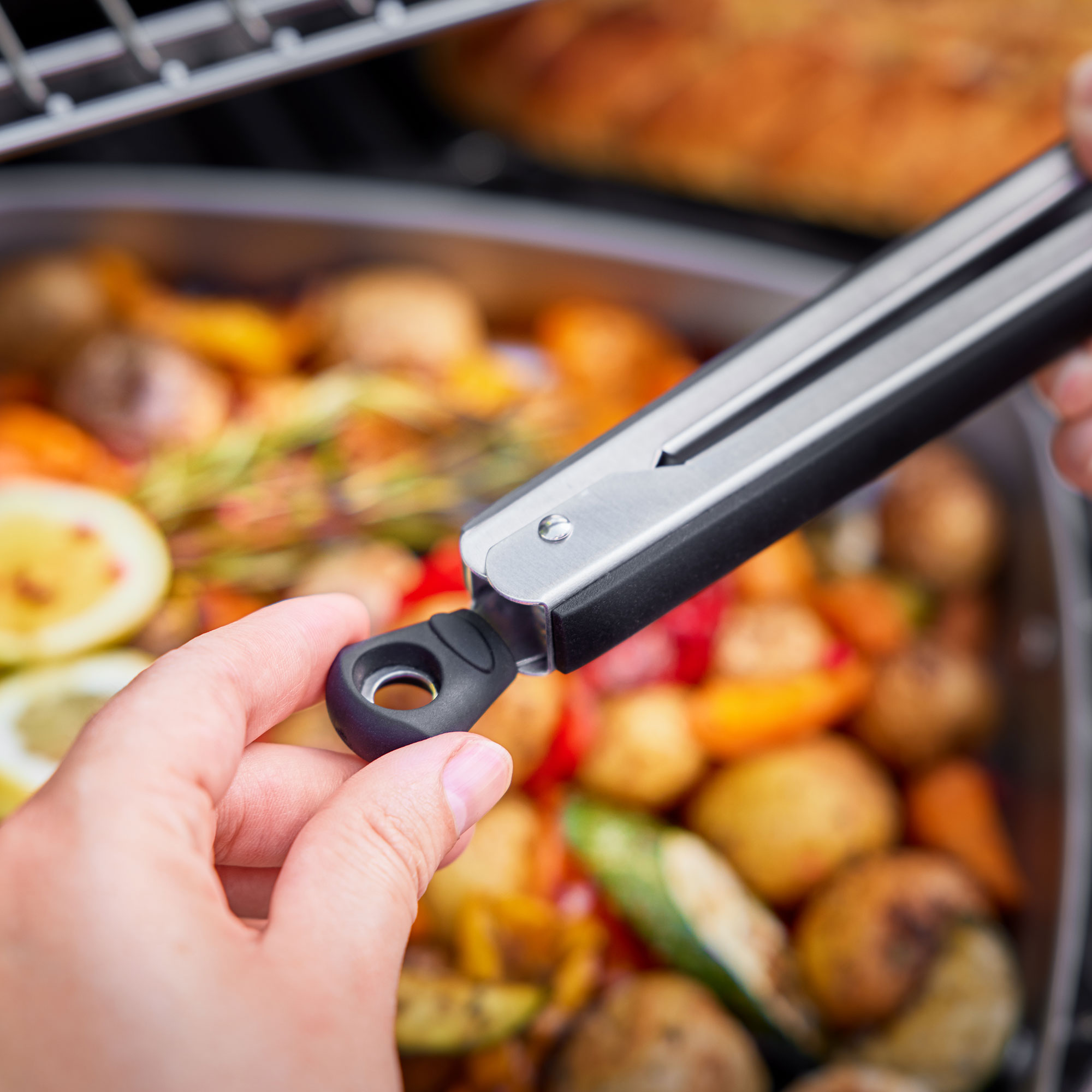 Set Kugelgrill SPORT F50 + Abdeckhaube + Grillrost-Reinigungsbürste + Grillzange