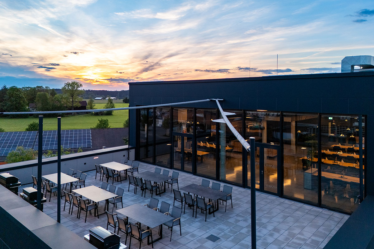 Grill- und Kochschule mit Dachterrasse