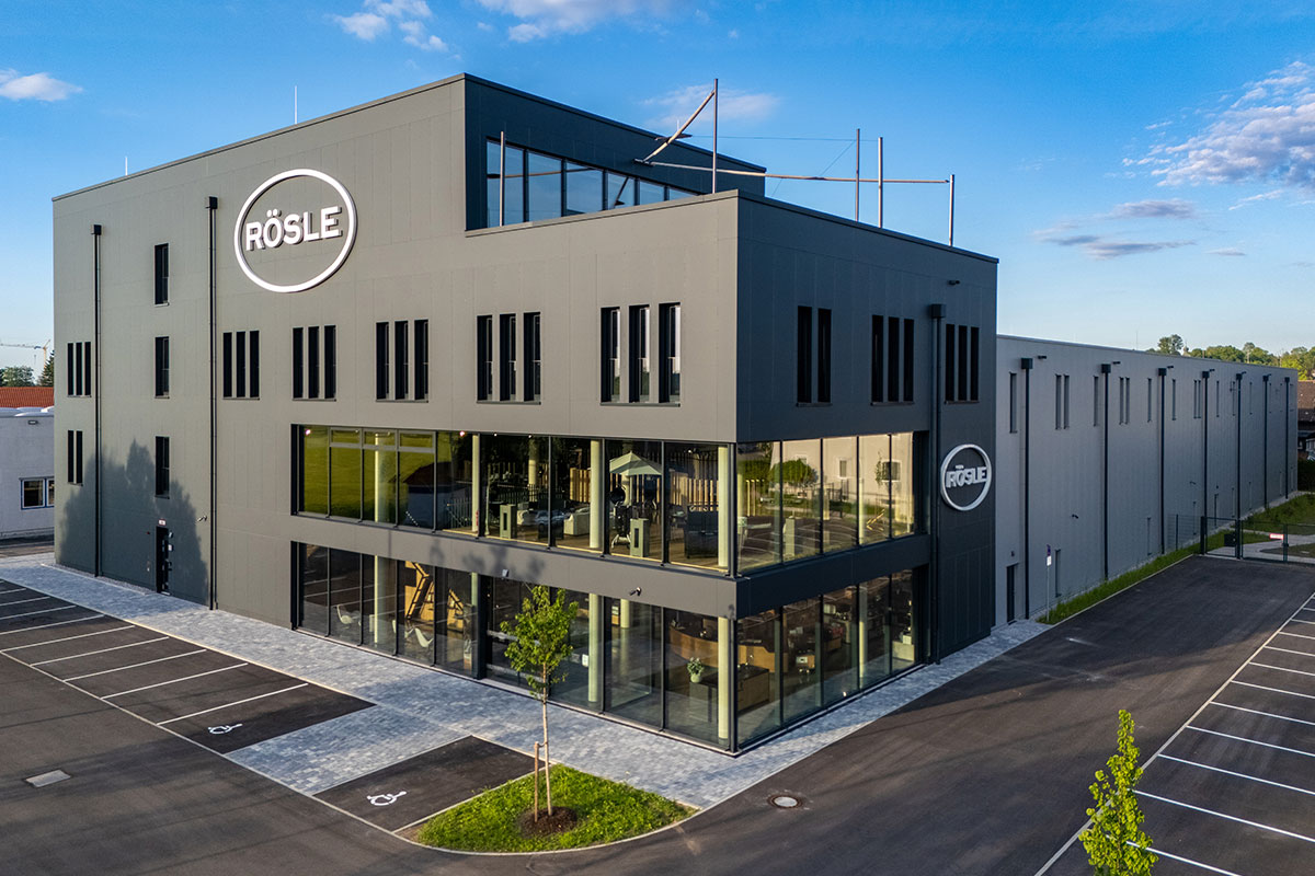 Neubau des RÖSLE Outlets, Büros und Kochschule