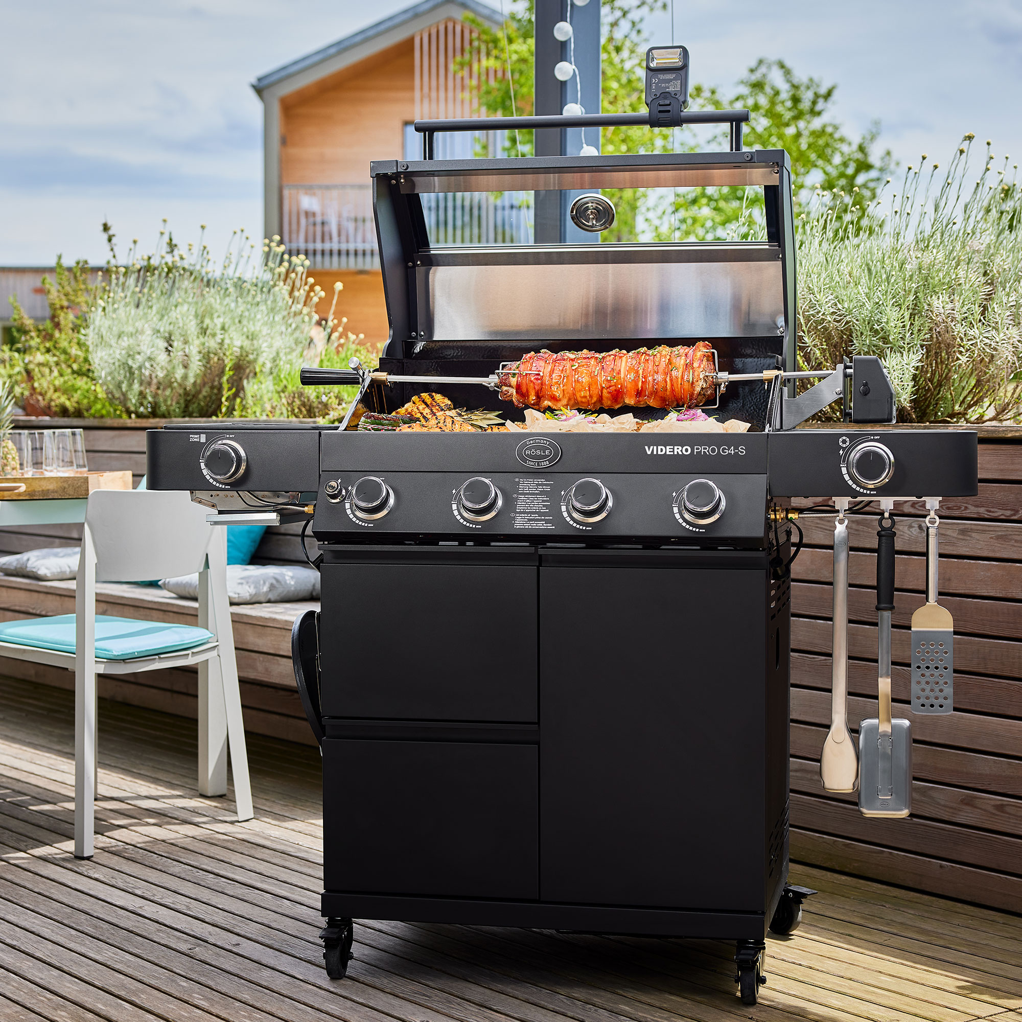 Gas grill VIDERO PRO G4-S VARIO+ 50mbar